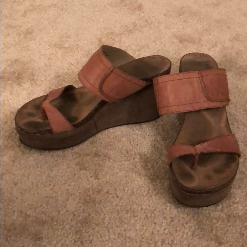 Wedges - Picture 2 of 6